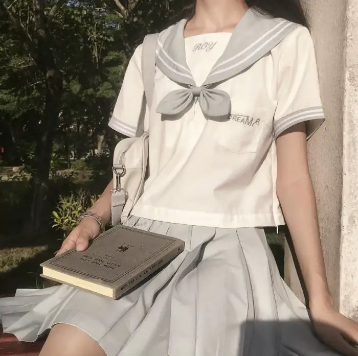 童妻